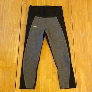 Under Armour Capri Leggings Size Medium